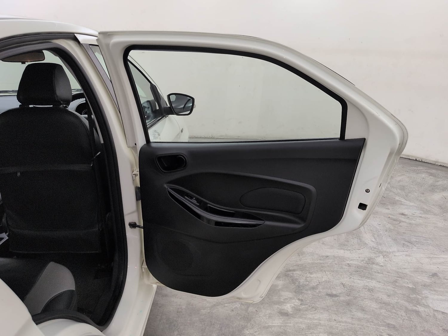 Used 2021 Ford Figo Titanium 1.2 Ti-VCT MT Petrol Manual interior RIGHT REAR DOOR OPEN VIEW