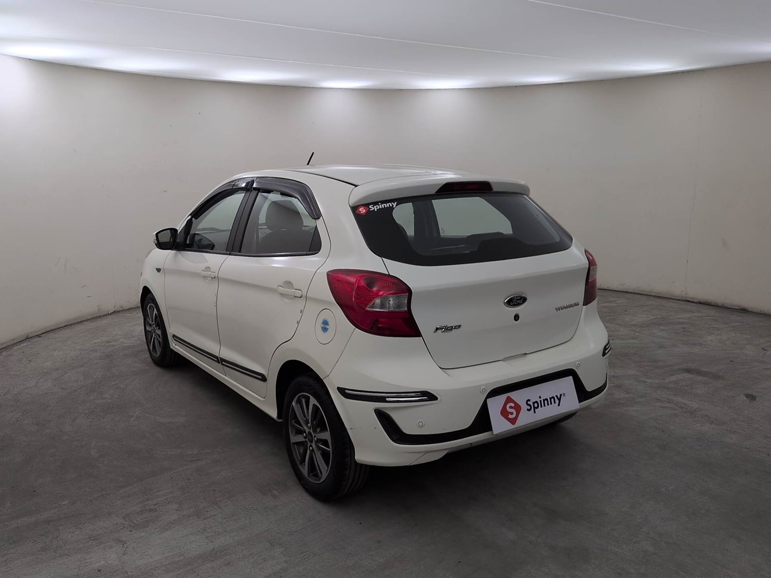 Used 2021 Ford Figo Titanium 1.2 Ti-VCT MT Petrol Manual exterior LEFT REAR CORNER VIEW