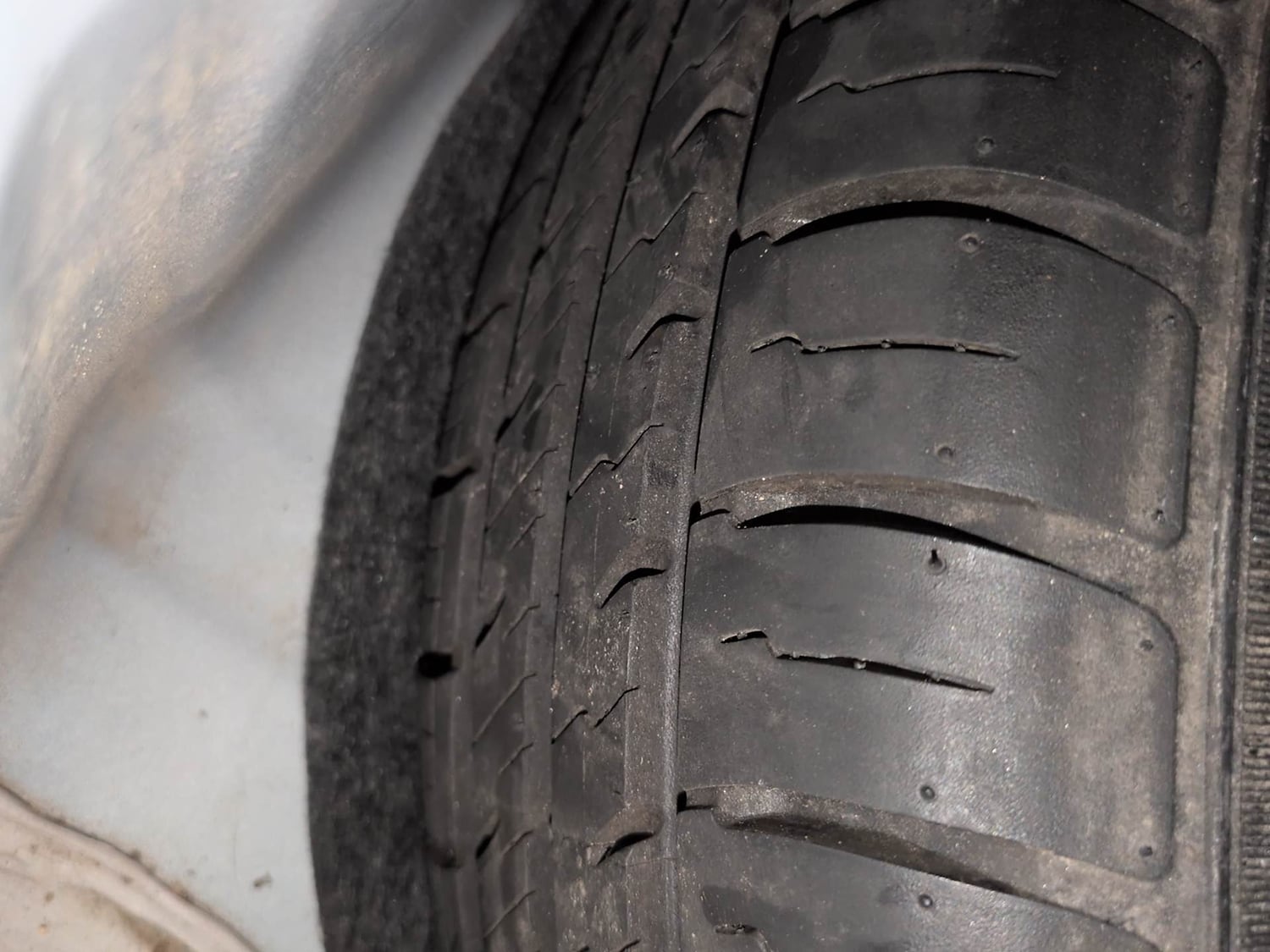 Used 2021 Ford Figo Titanium 1.2 Ti-VCT MT Petrol Manual tyres SPARE TYRE VIEW