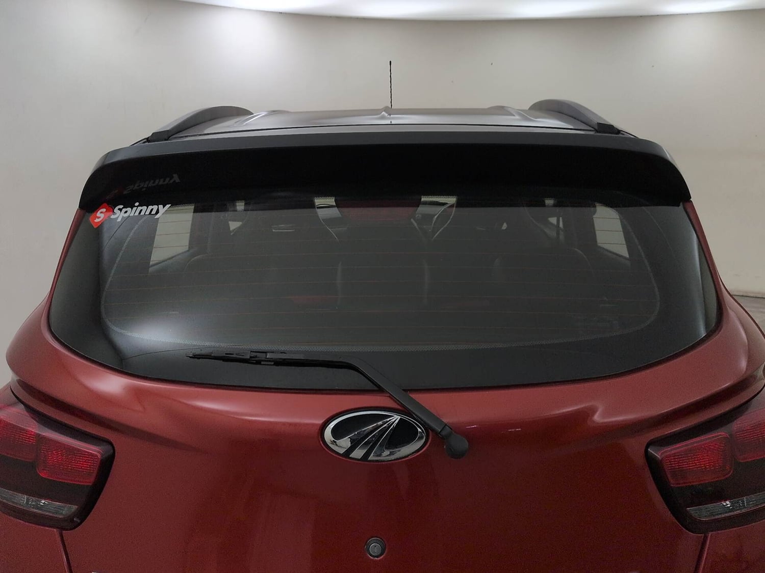 Used 2017 Mahindra KUV100 K8 6 STR Dual Tone Petrol Manual exterior BACK WINDSHIELD VIEW