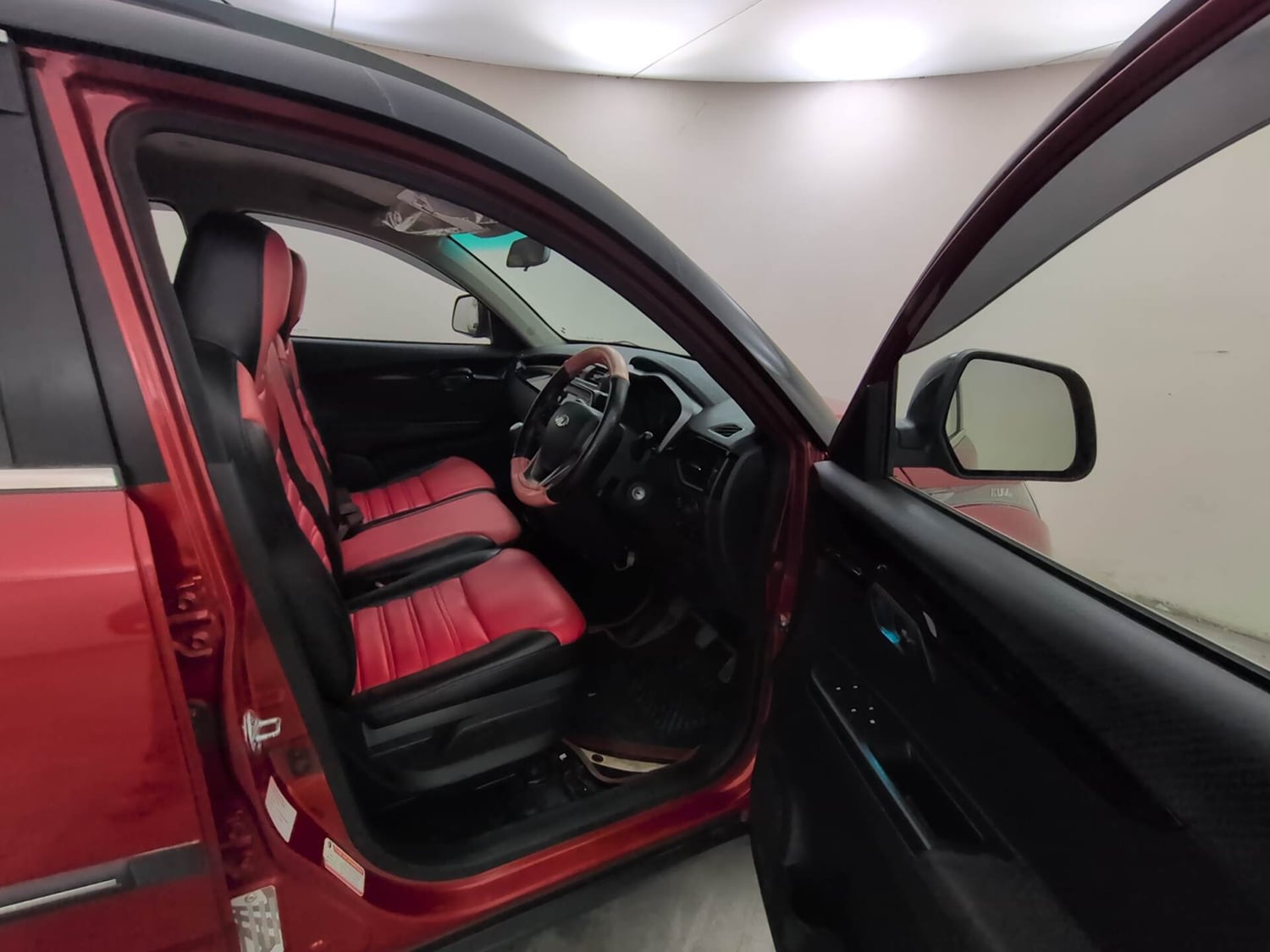 Used 2017 Mahindra KUV100 K8 6 STR Dual Tone Petrol Manual interior RIGHT SIDE FRONT DOOR CABIN VIEW