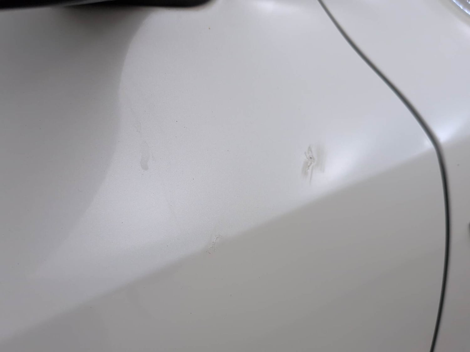 Used 2018 Maruti Suzuki Dzire VXi AMT Petrol Automatic dents MINOR SCRATCH