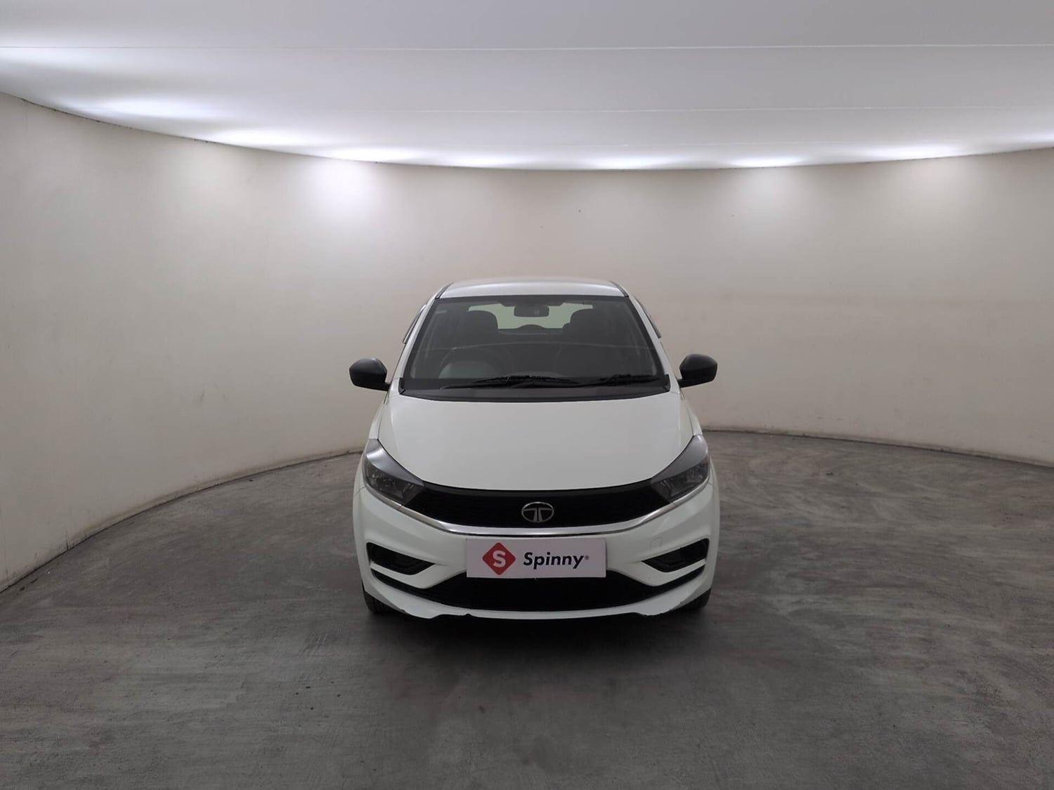 Used 2025 Tata Tiago XE Petrol Manual exterior FRONT VIEW