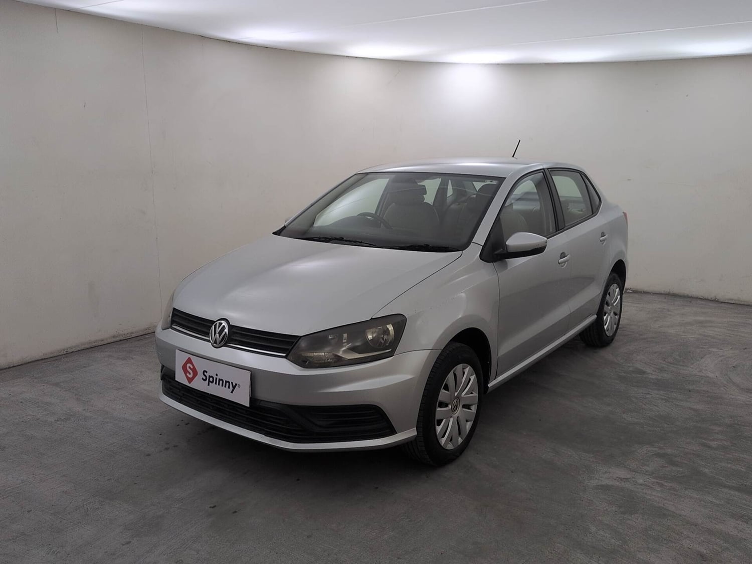 Used 2018 Volkswagen Ameo Comfortline 1.2L (P) Petrol Manual exterior LEFT FRONT CORNER VIEW