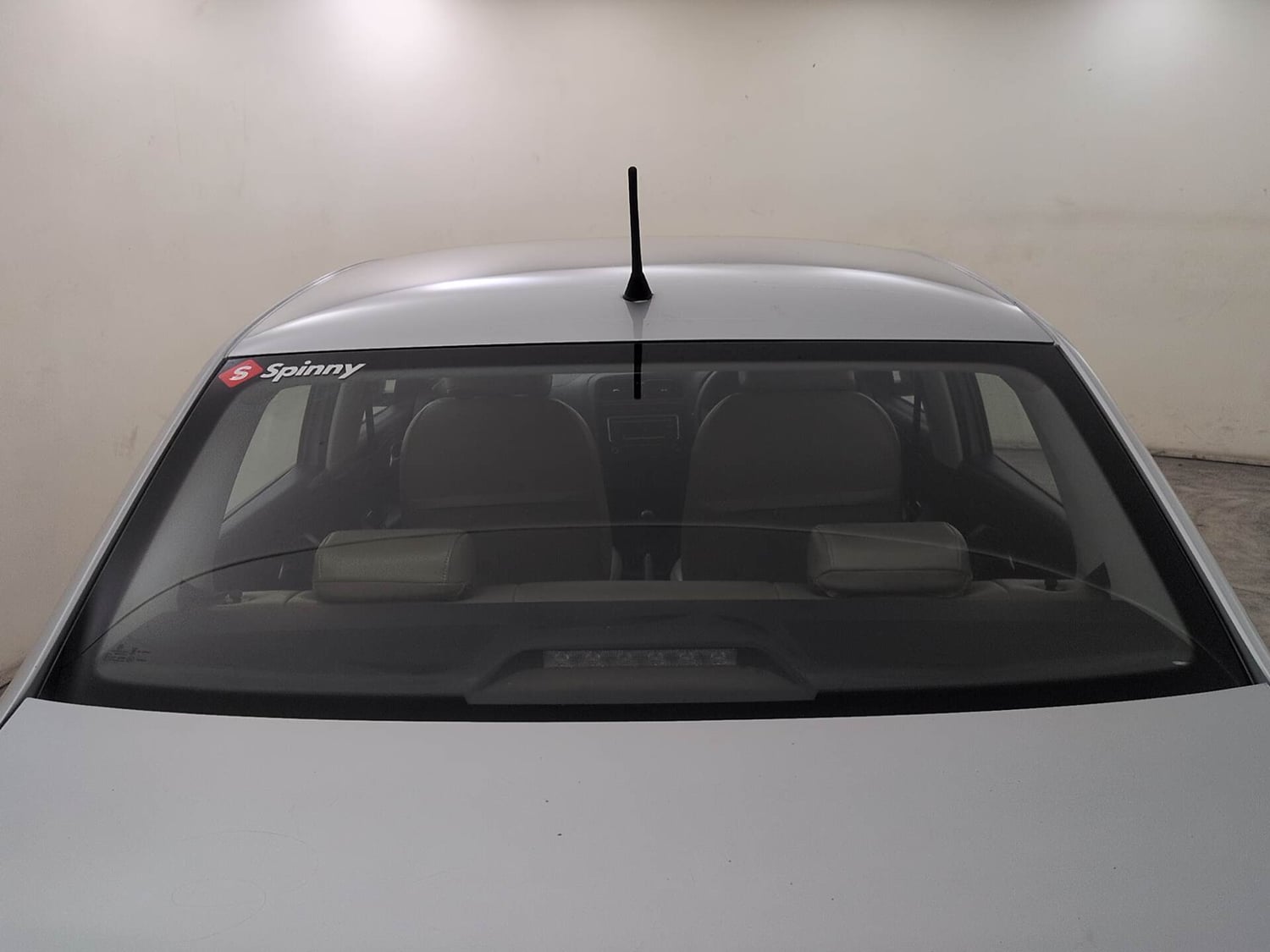 Used 2018 Volkswagen Ameo Comfortline 1.2L (P) Petrol Manual exterior BACK WINDSHIELD VIEW