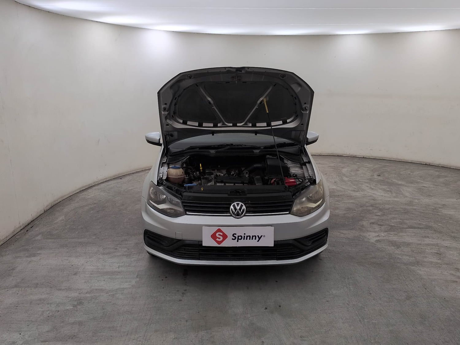 Used 2018 Volkswagen Ameo Comfortline 1.2L (P) Petrol Manual engine ENGINE & BONNET OPEN FRONT VIEW