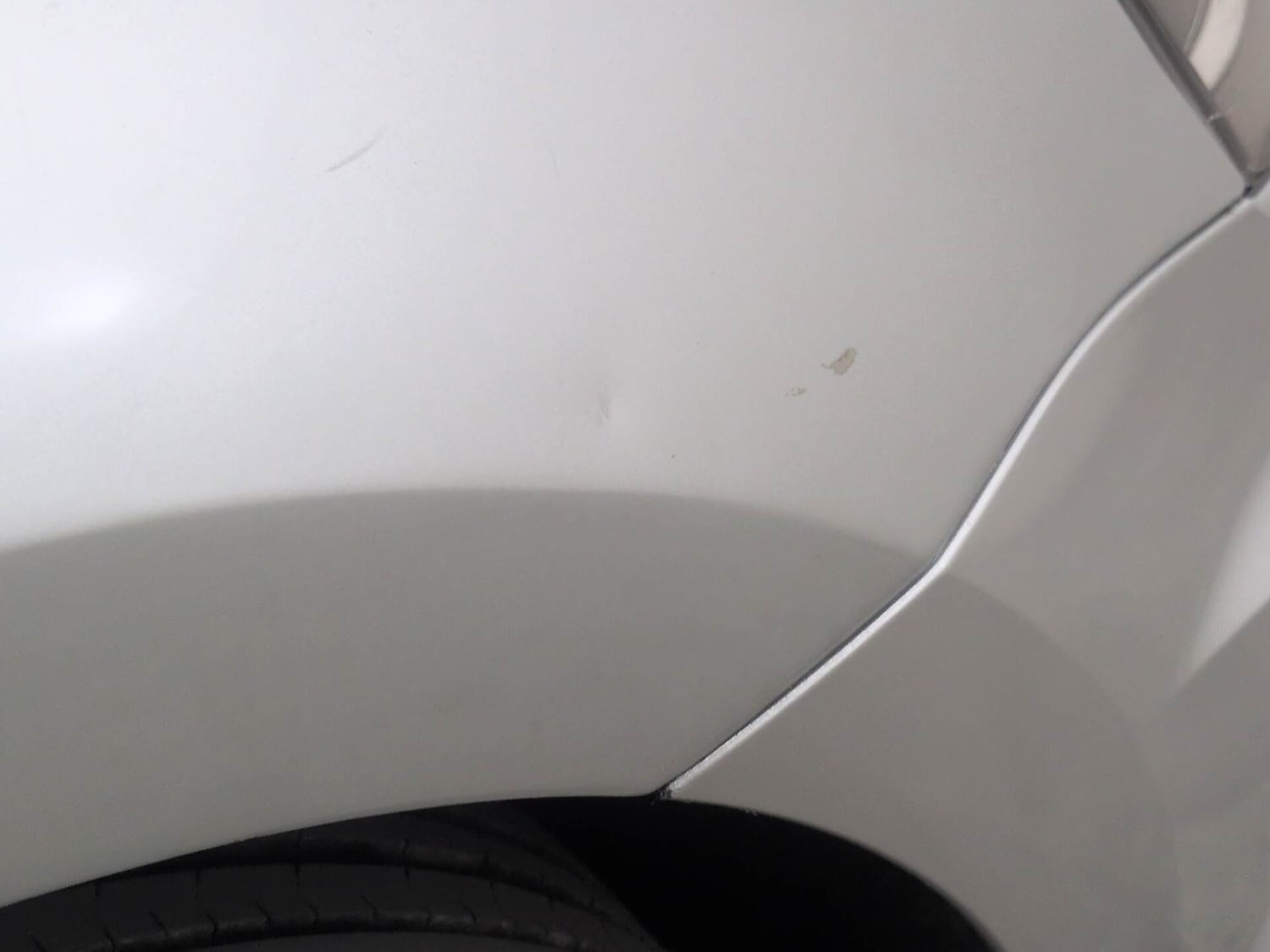 Used 2018 Volkswagen Ameo Comfortline 1.2L (P) Petrol Manual dents MINOR DENT