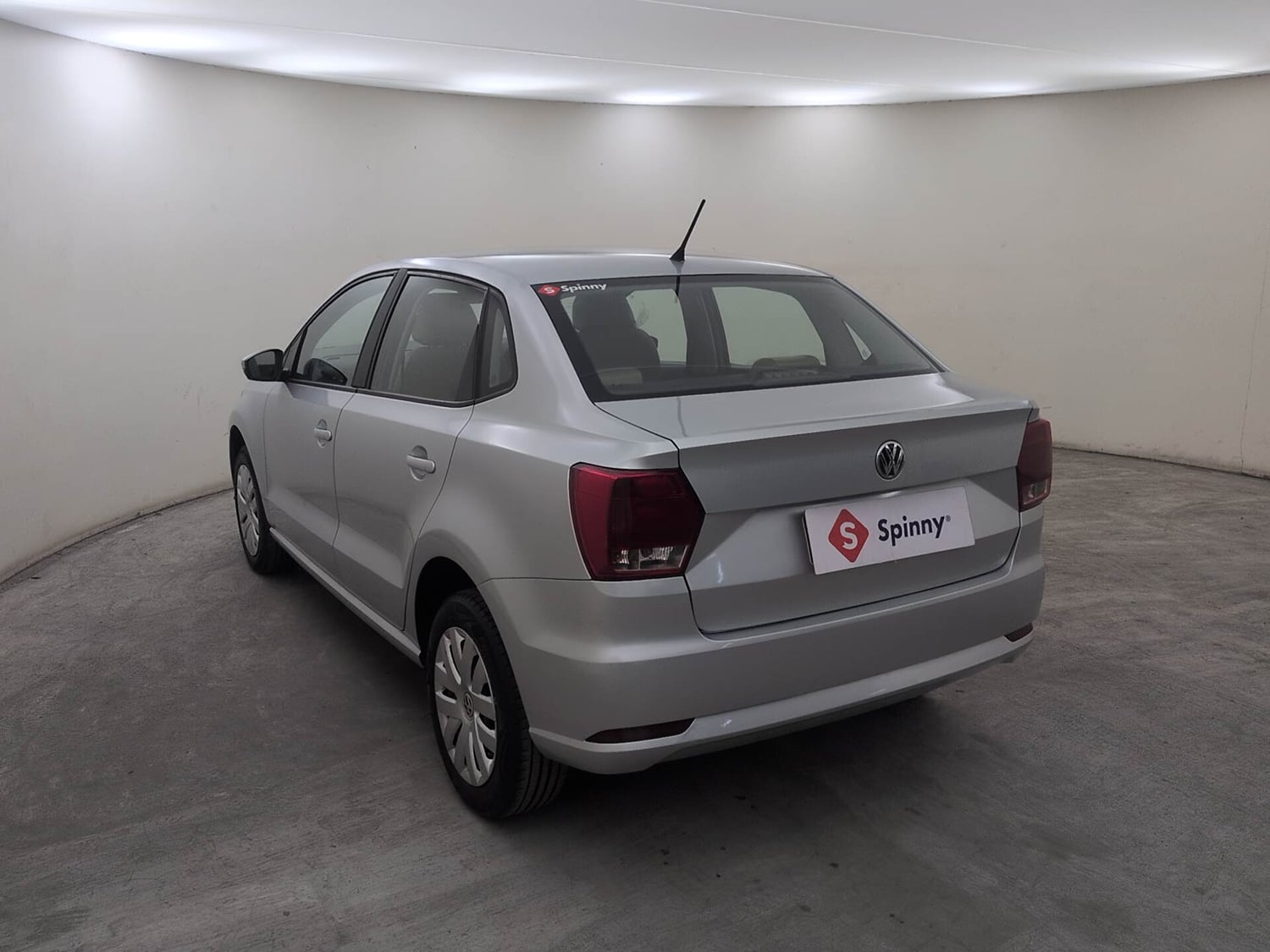Used 2018 Volkswagen Ameo Comfortline 1.2L (P) Petrol Manual exterior LEFT REAR CORNER VIEW