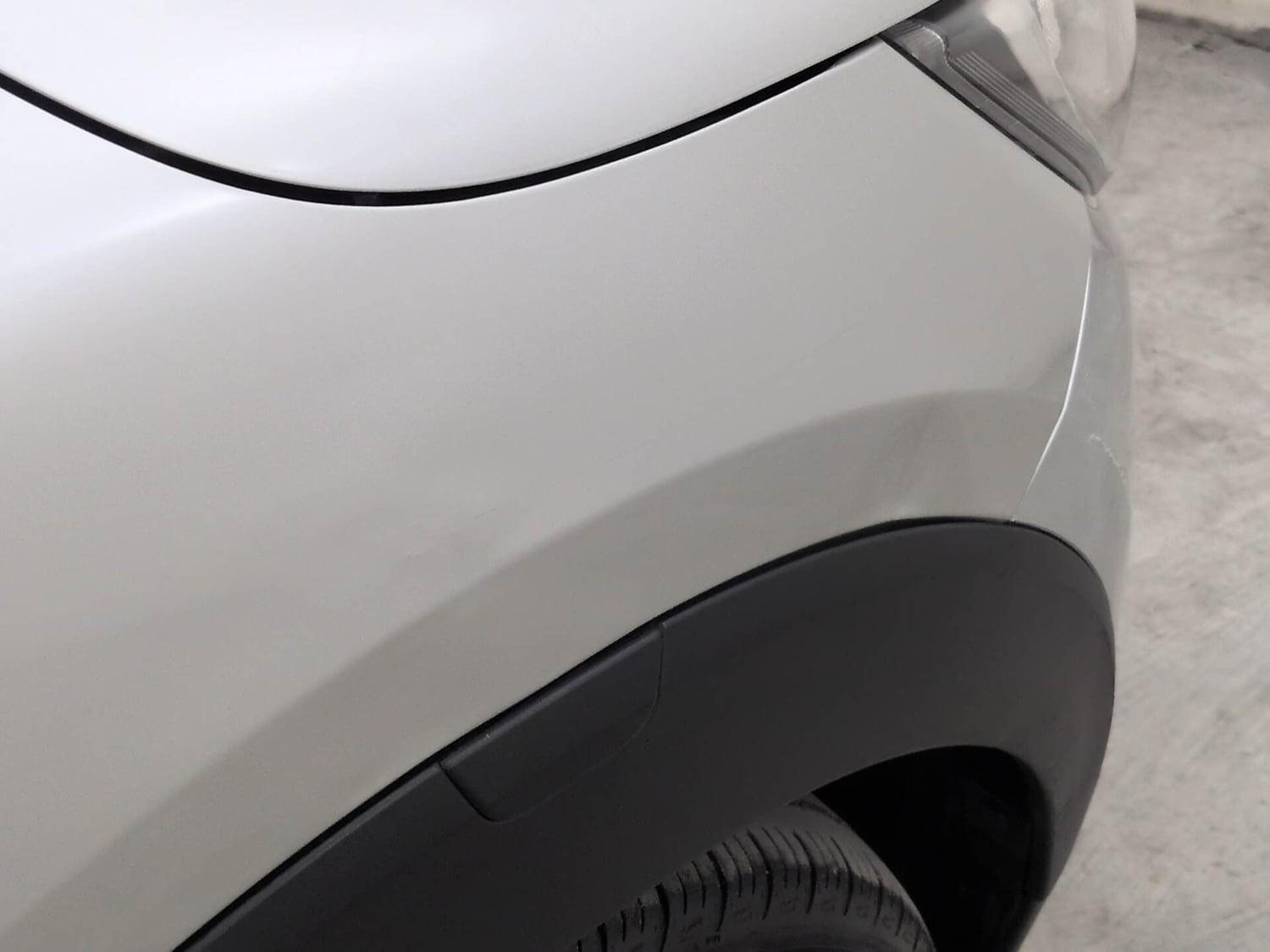 Used 2022 Renault Triber RXZ Petrol Manual dents MINOR DENT