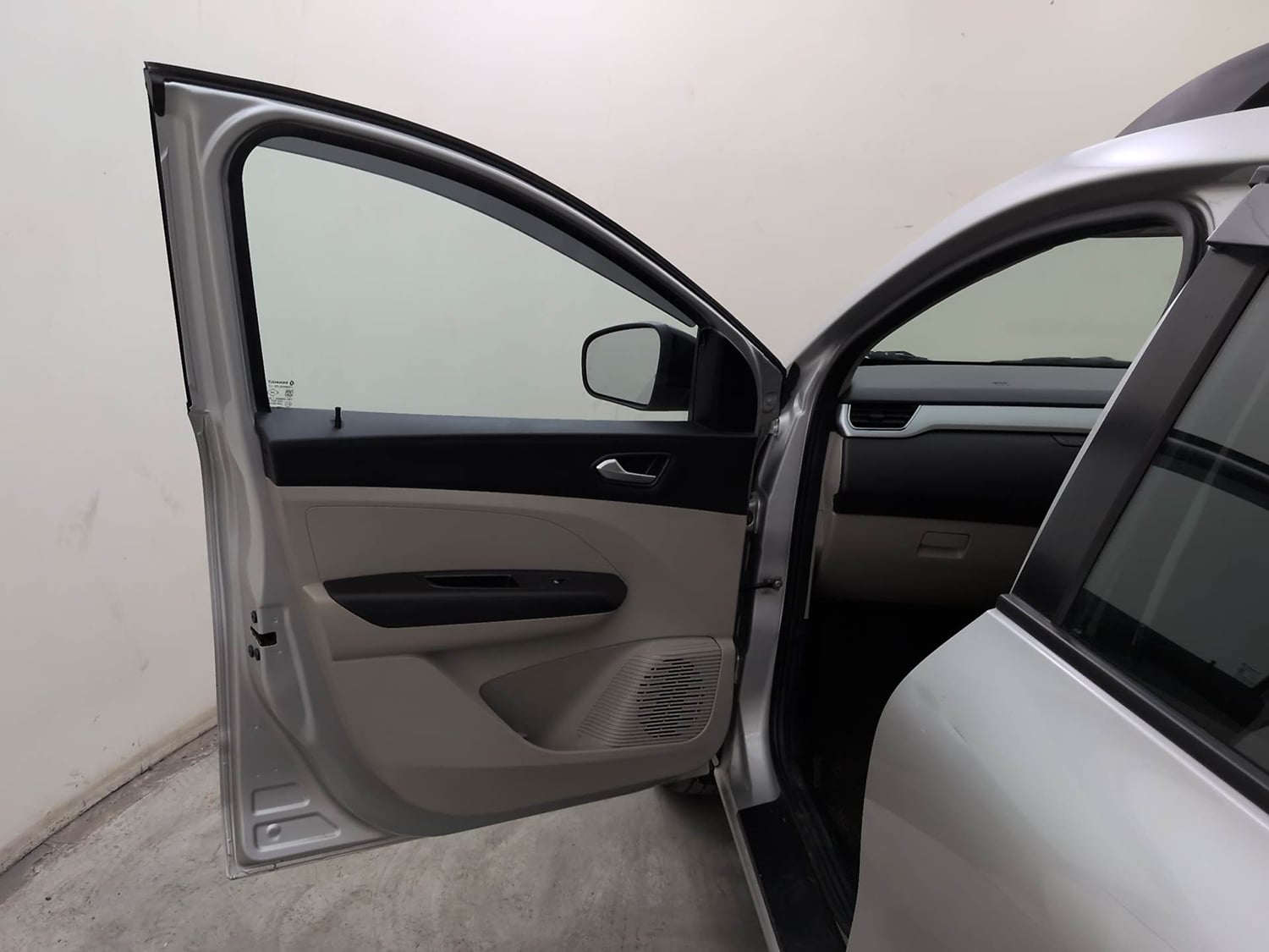 Used 2022 Renault Triber RXZ Petrol Manual interior LEFT FRONT DOOR OPEN VIEW
