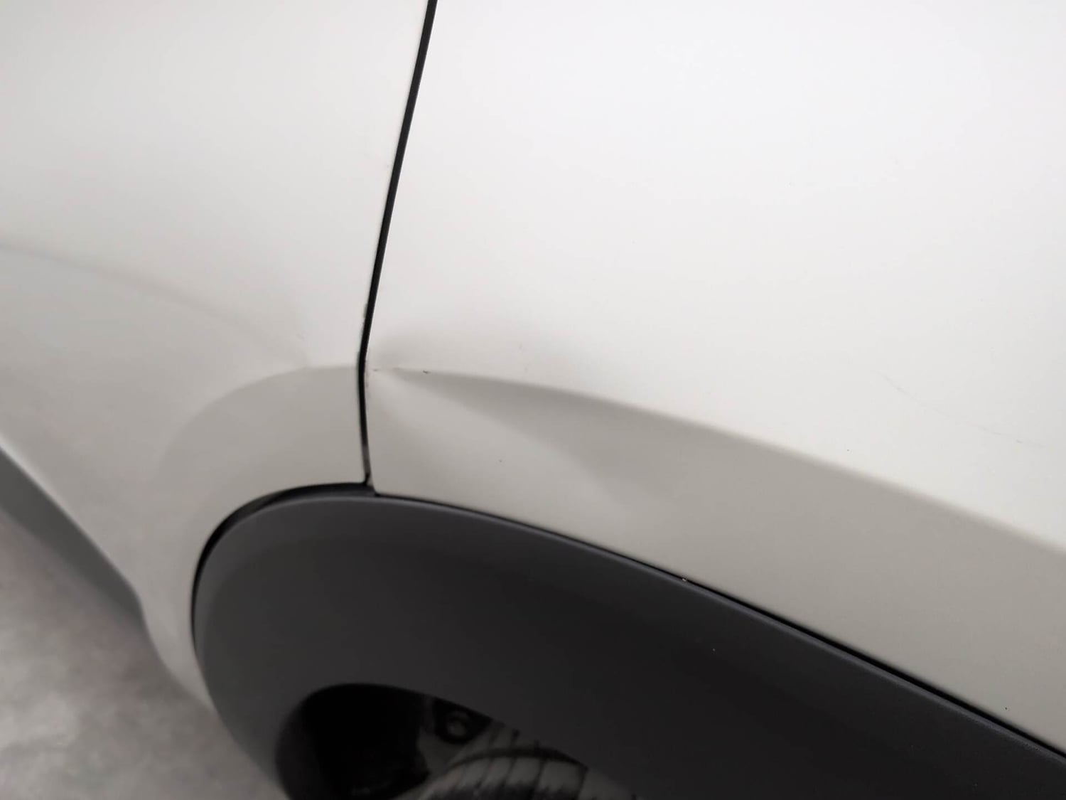 Used 2022 Renault Triber RXZ Petrol Manual dents MINOR DENT